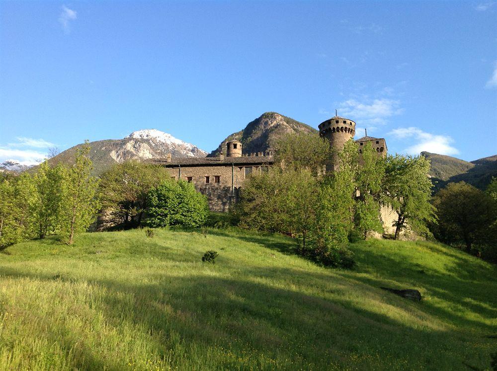 Hotel Comtes De Challant Albergo Etico Valle D'Aosta Fenis Exterior photo